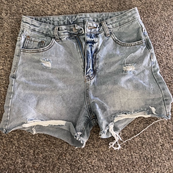 SHEIN Pants - SHEIN high rise shorts